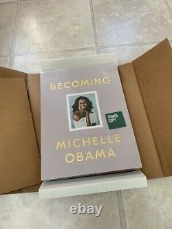 Becoming Deluxe Signed Edition by Michelle Obama (2019, Hardcover)