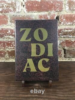 Zodiac (Deluxe Edition with Signed Art Print) A Graphic Memoir