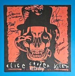 Alice Cooper et Band ont signé l'édition vinyle de luxe 50e anniversaire de Killer en 3 LP.