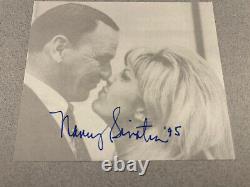 Autographié Frank Sinatra A American Legend Nancy Sinatra Livre & CD Set 1995