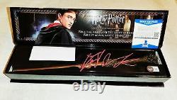 Baguette de luxe Harry Potter rare signée par Daniel Radcliffe avec certificat d'authenticité Beckett PSA