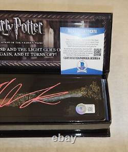 Baguette de luxe Harry Potter rare signée par Daniel Radcliffe avec certificat d'authenticité Beckett PSA