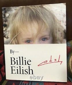 Billie Eilish Book, Autographied, Limited, Great Condition, Article De Collection