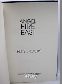 Cimetière Danse Angel Fire East / Terry Brooks Deluxe Signé Cuir #ss Nouveau 2019