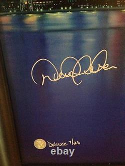 Derek Jeter a signé l'édition limitée de luxe Giclee sur toile. Le roi de New York