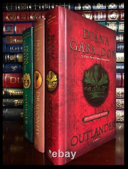 Ensemble D'anniversaire Outlander Tous Les 3 Signés Par Diana Gabaldon Nouveaux Hardbacks Deluxe