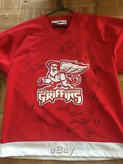 Grand Rapids Griffons Jersey 04-05 Équipe Signé Niklas Kronwall Kobe Red Wings