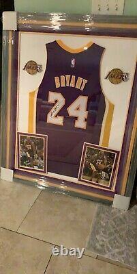 Kobe Bryant Lakers Fanatics Authentique Deluxe Autographié Encadrée Jersey Panini