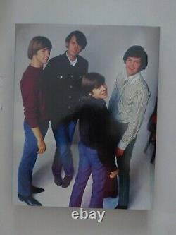 Les Monkees Day By Day Story Edition Deluxe Andrew Sandoval A Signé #1140 Hc Book