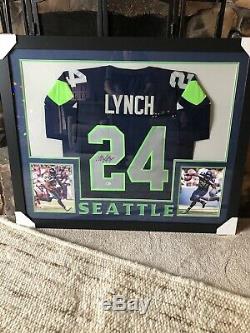Marshawn Lynch Autographié Deluxe Framed Seattle Seahawks Jersey Beckett Coa