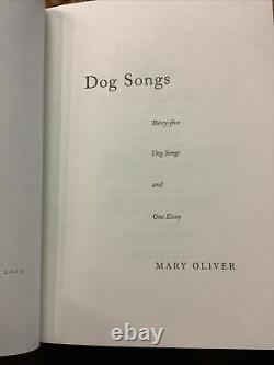 Mary Oliver Chansons De Chien Avec Poème Signé Inclus Couverture Rigide Slipcase Deluxe