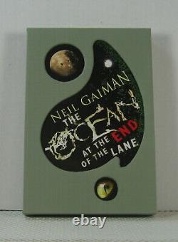 Neil Gaiman Ocean At The End Of The Lane Signé Edition 826/2000 1ère Édition Nouveau