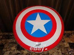 Stan Lee Signé Marvel Deluxe Full Size Prop Bouclier En Métal Captain America + Coa