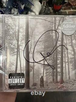 Taylor Swift Folklore Dans Les Arbres 2020 Deluxe CD Signé Autographié LOT DE 8