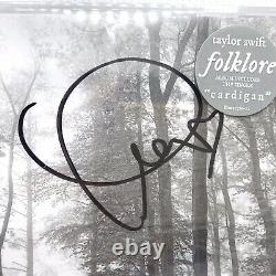 Taylor Swift Signed Folklore Deluxe Album (dans Les Arbres) + Carte Postale + Couverture