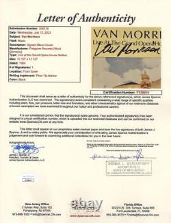 Van Morrison a signé l'album en vinyle enregistré en direct au Grand Oprah House, avec un certificat d'authenticité de JSA.