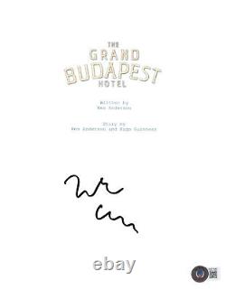 Wes Anderson a signé l'autographe du script complet de 'The Grand Budapest Hotel' Beckett Bas.
