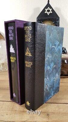 (signé) Beyond The Mauve Zone Par Kenneth Grant Deluxe Ed Occult Magick Rare